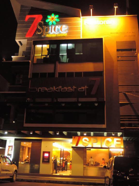 Golden Leaf Boutique Hotel Johor Bahru Exterior foto